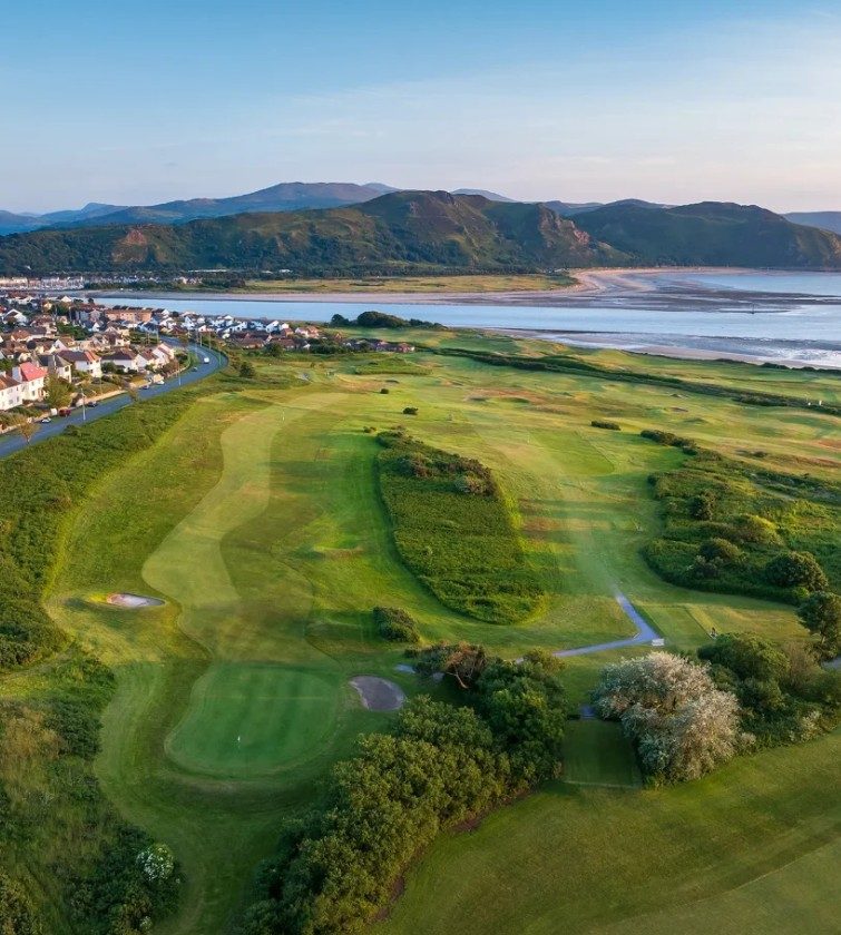 Maesdu Golf Club