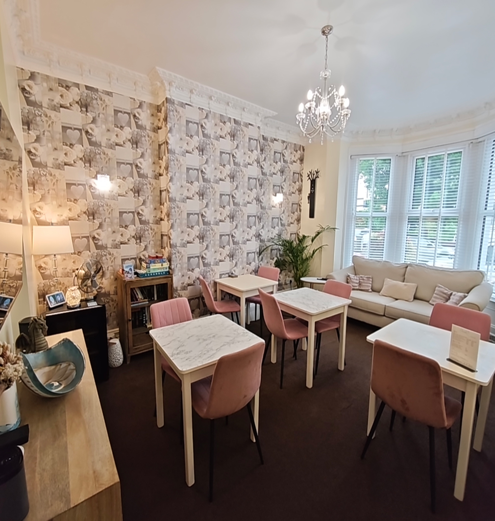 Room 7 — Second Floor Standard Double interior